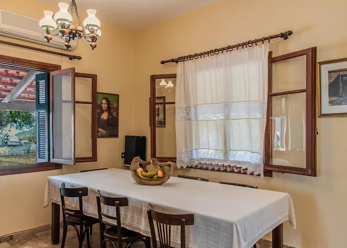 Holiday home Ambelos