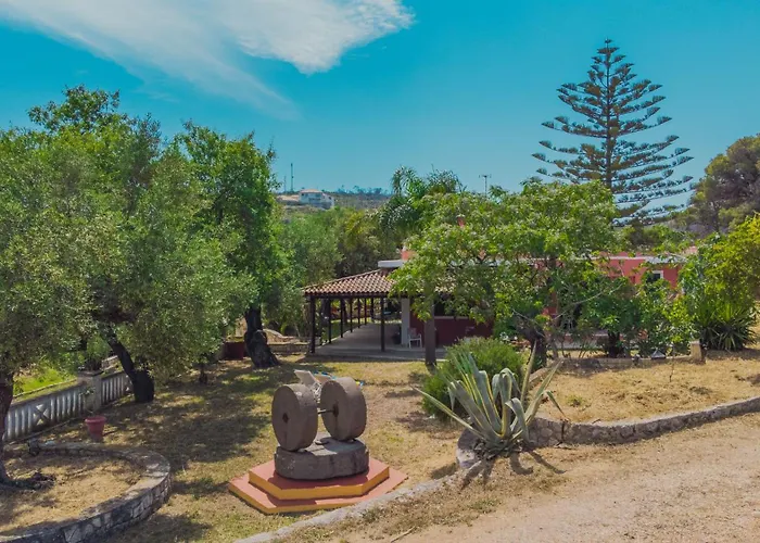 Holiday home Ambelos